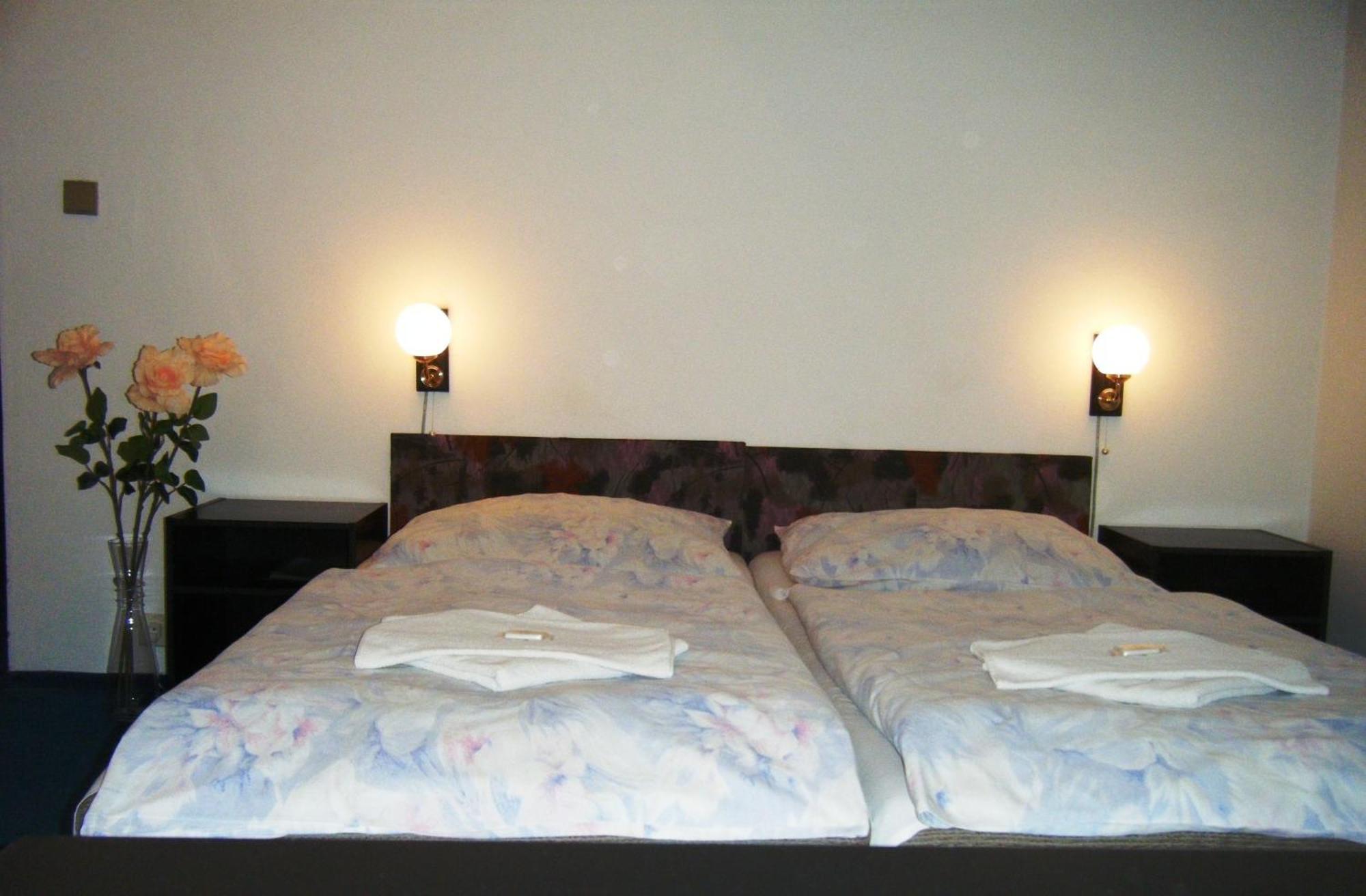 Hotel Parkan ปราฮากิเต ห้อง รูปภาพ